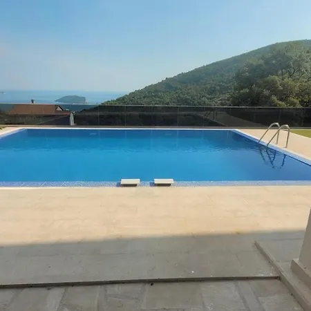 Moonlight Villa Budva